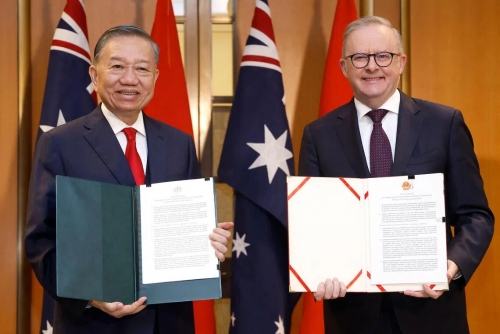 Australia, Vietnam Boost Military Ties Amid China Concerns