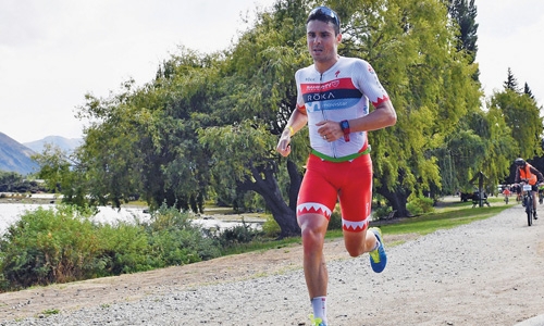 Emphatic start for Javier Gomez