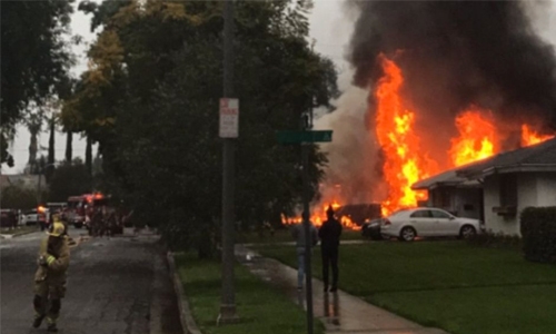 At least four killed in California plane crash At least four killed in California plane crash