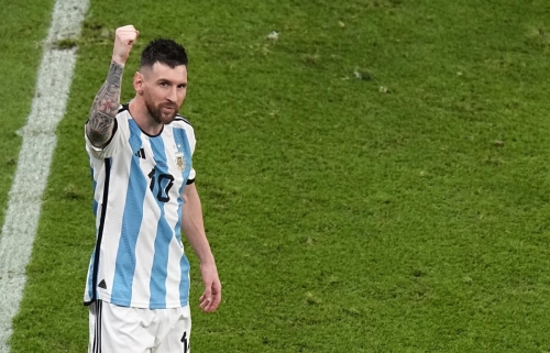 Messi carries the weight of Argentina into Fifa World Cup final