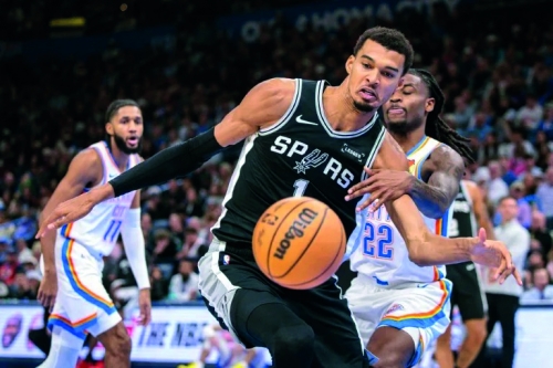 Spurs extend domination of NBA-best Thunder
