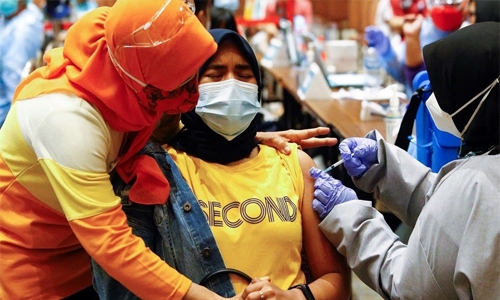 COVID-19 vaccine does not break Ramadan fast COVID-19 vaccine does not break Ramadan fast