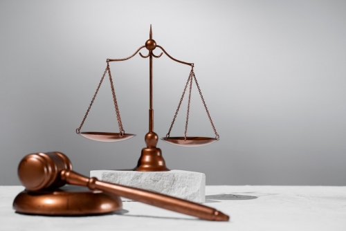 He says self-defence, She says jealousy: Bahraini man in court for hotel brawl with Arab man