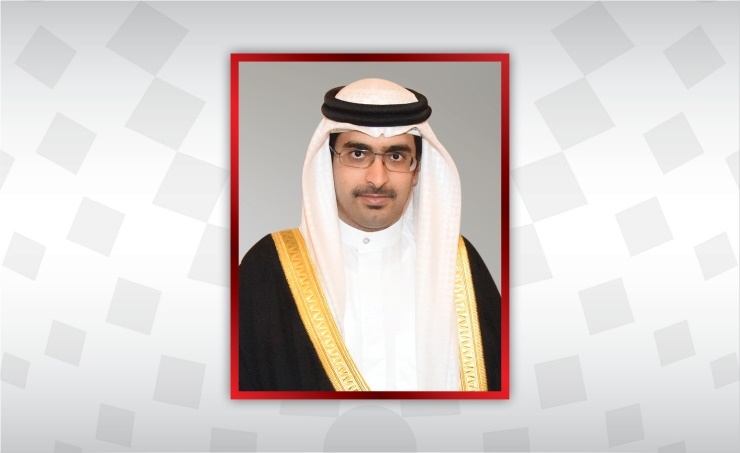 Southern Governor donates 60 laptops to students