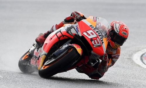 Marquez fastest despite Yamaha challenge Marquez fastest despite Yamaha challenge