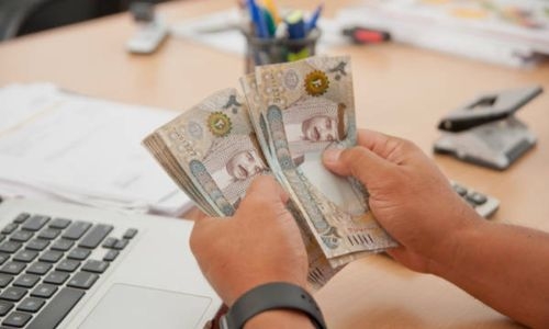 Bahrain fifth in Gulf with highest average salary