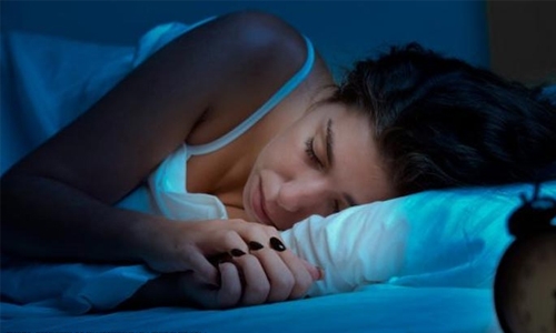 Light exposure during sleep linked to weight gain in women, says study