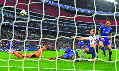 Tottenham see off Wimbledon Tottenham see off Wimbledon