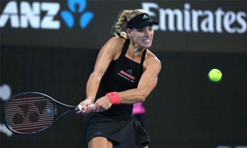 Kerber survives Sydney opener