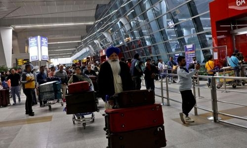 Over 100 domestic flights in India delayed due to zero visibility