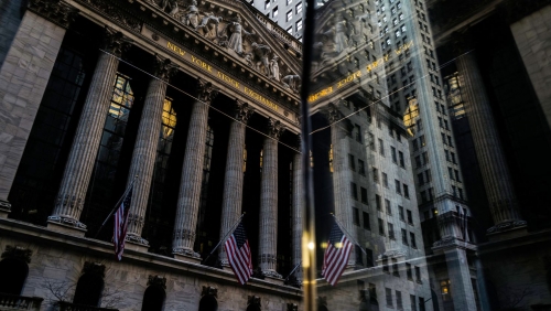 European stocks advance, AI propels US into record territory