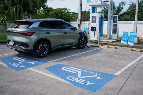 Apple abandons electric car plans Apple abandons electric car plans