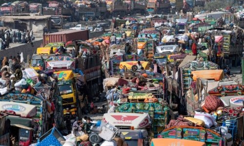 Mass exodus of Afghans as deadline to leave Pakistan arrives Mass exodus of Afghans as deadline to leave Pakistan arrives