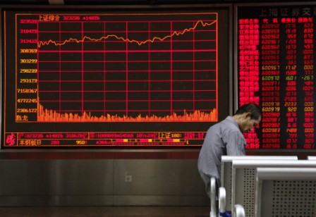 Chinese journalist 'confesses' to market chaos: state media Chinese journalist 'confesses' to market chaos: state media