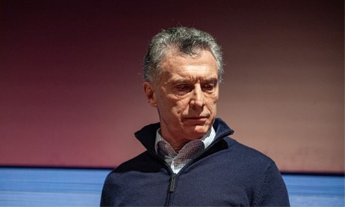 Argentine peso plummets 14pc after Macri vote defeat