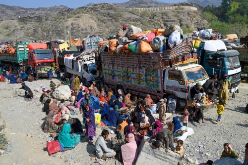 Half a million Afghans return from Pakistan: IOM