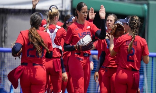 US tops Italy 2-0 in Olympic softball opener