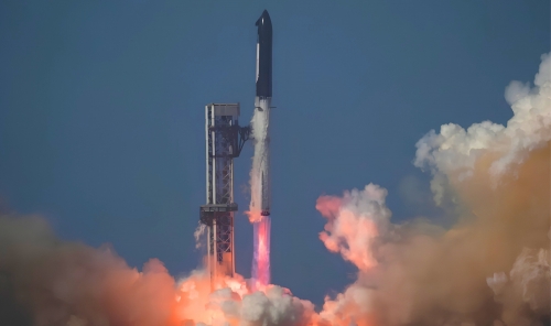 Starship Engine Failure Raises Questions Over NASA Moon Timeline