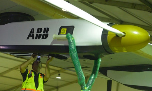 Solar plane heads to Abu Dhabi on final leg of world tour