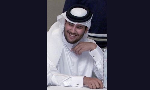 Qatar's Sheikh Jassim withdraws bid to buy Man Utd Qatar's Sheikh Jassim withdraws bid to buy Man Utd