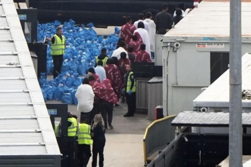 Over 1,100 migrants crossed Channel