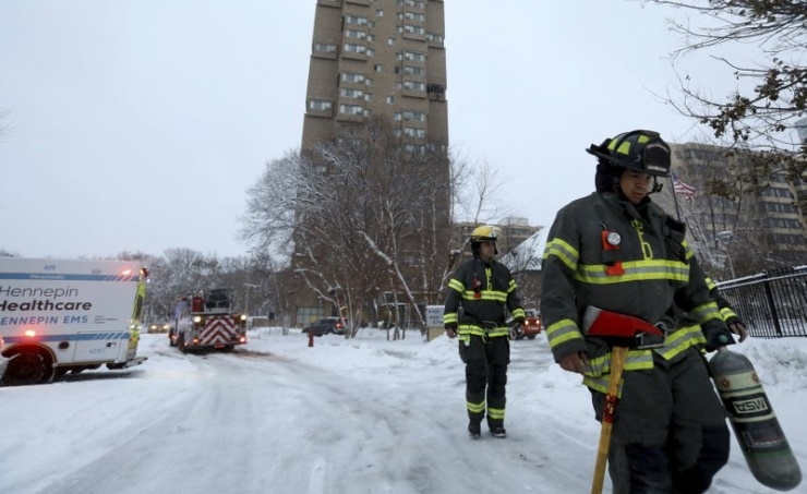 5 dead, 3 hurt in ‘devastating’ Minneapolis high-rise fire 5 dead, 3 hurt in ‘devastating’ Minneapolis high-rise fire