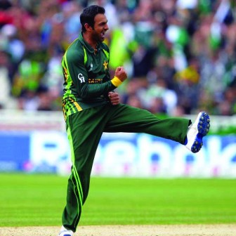 Malik returns to Pak’s central contracts Malik returns to Pak’s central contracts