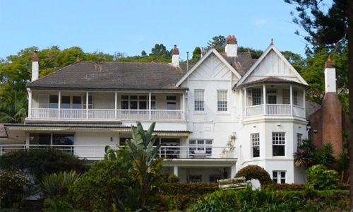 Tech billionaire buys Sydney mansion for record price Tech billionaire buys Sydney mansion for record price