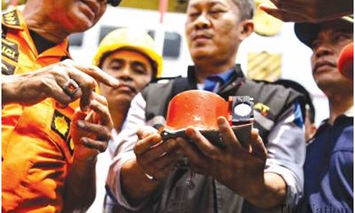 One ‘black box’ found from crashed Lion jet One ‘black box’ found from crashed Lion jet