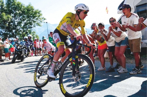 Pogacar extends lead with ‘cool’ Alpe d'Huez win Pogacar extends lead with ‘cool’ Alpe d'Huez win