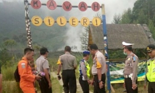 Eight rescuers killed in Indonesian helicopter crash