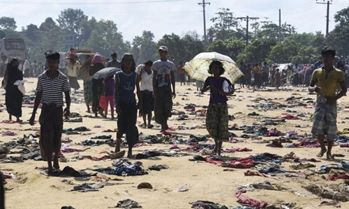 Bangladesh PM seeks help for Rohingya crisis as exodus tops 400,000
