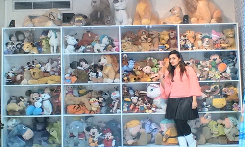 Limca Records for girl with 1,100 toys in UAE Limca Records for girl with 1,100 toys in UAE