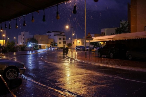 Thunderstorms, strong winds continue across Kingdom