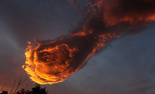 Cloud formation in Portugal looks like ‘Hand Of God’