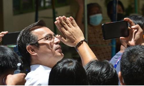 Francisco Domagoso concedes defeat in Philippines presidential election Francisco Domagoso concedes defeat in Philippines presidential election