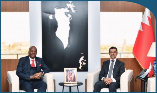 Bahrain’s Minister of Municipalities and Agriculture Welcomes South Africa’s Ambassador Bahrain’s Minister of Municipalities and Agriculture Welcomes South Africa’s Ambassador