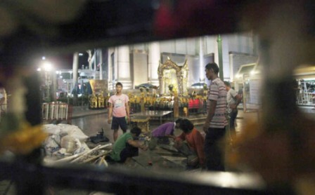 Foreigners with passing resemblance to Bangkok bomber under spotlight Foreigners with passing resemblance to Bangkok bomber under spotlight