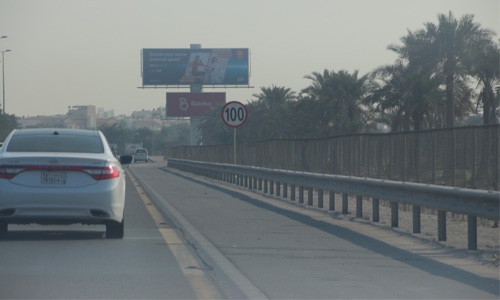 Speed limit reduced in Shaikh Salman Highway in Bahrain 