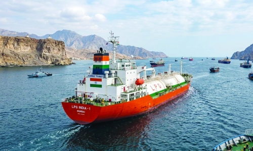 Two more India-bound tankers cross Strait of Hormuz: shipping ministry 