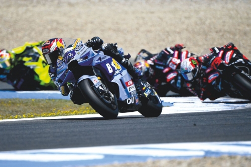 Alex Marquez wins Spanish MotoGP to end Bezzecchi streak