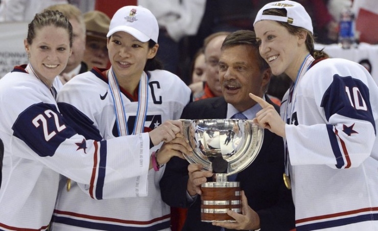 Virus slams women’s hockey worlds in Canada Virus slams women’s hockey worlds in Canada