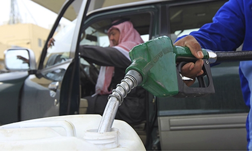 Saudi fuel pump staff to be fined for selling petrol to hoarders in plastic cans Saudi fuel pump staff to be fined for selling petrol to hoarders in plastic cans