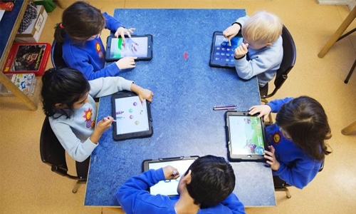 Bahraini schools to go digital