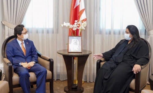 Foreign Ministry undersecretary receives Korean ambassador