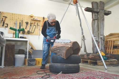 South Korea’s chainsaw artist carves a name for herself at 91