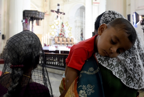 Sri Lanka frees 1,000 prisoners to mark Christmas