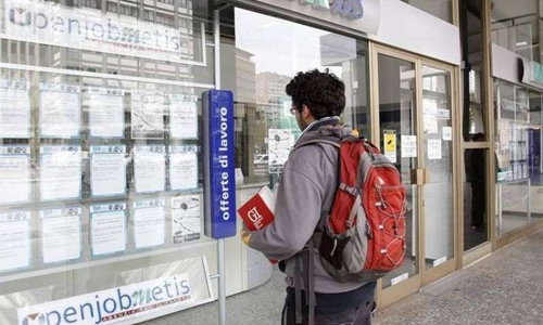 Italy’s jobless rate drops below 10pc threshold