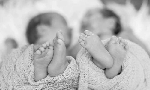 Teenager gives birth to twins from two different fathers