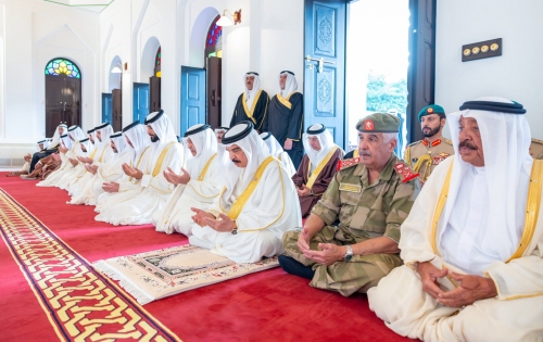 King Hamad Joins Worshippers For Eid Al-Adha Prayers In Bahrain King Hamad Joins Worshippers For Eid Al-Adha Prayers In Bahrain